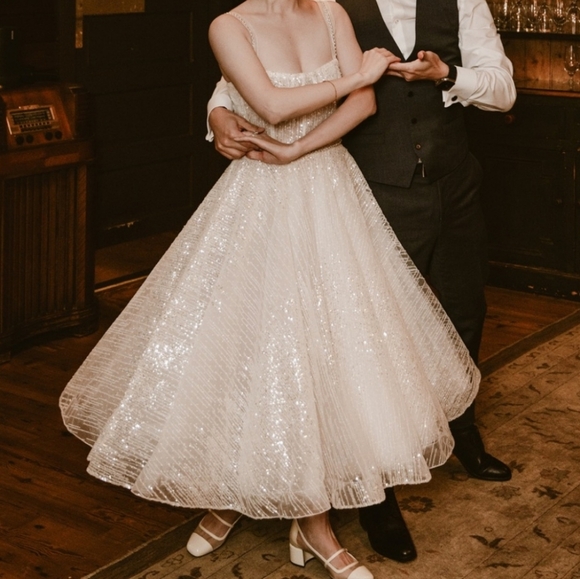 Bronx and Banco Dresses & Skirts - Bronx and Banco | Mademoiselle Bridal Sequin Sparkle Midi Dress Size Medium